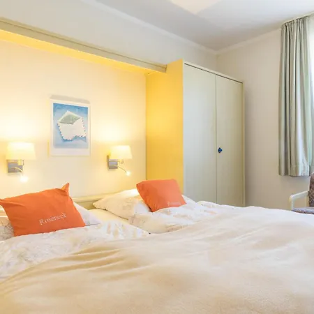 Haus Roseneck 4 노르데메이